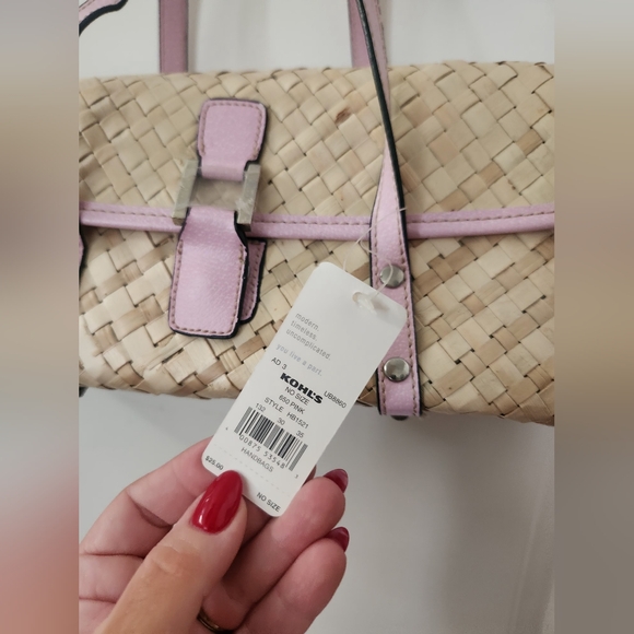 Pink and Tan Straw Women's Bag - Picture 2 of 4